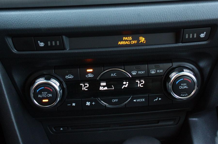  Mazda3 Hatchback 2014 года  (фото 19 из 131)